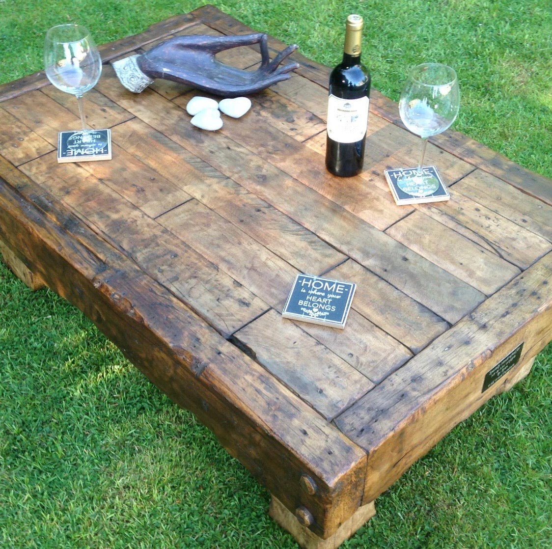 Table basse en bois massif