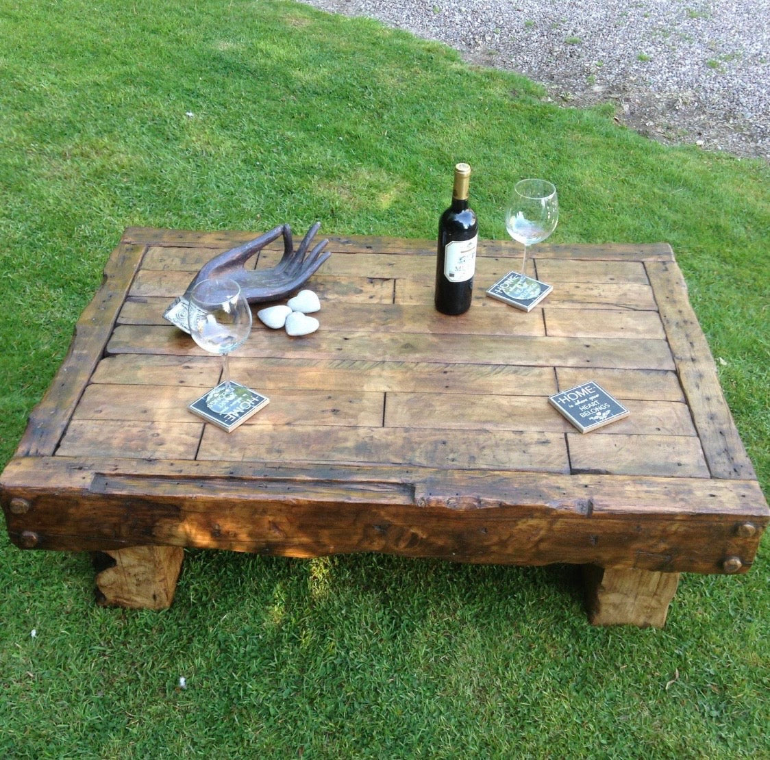 Table basse en bois massif