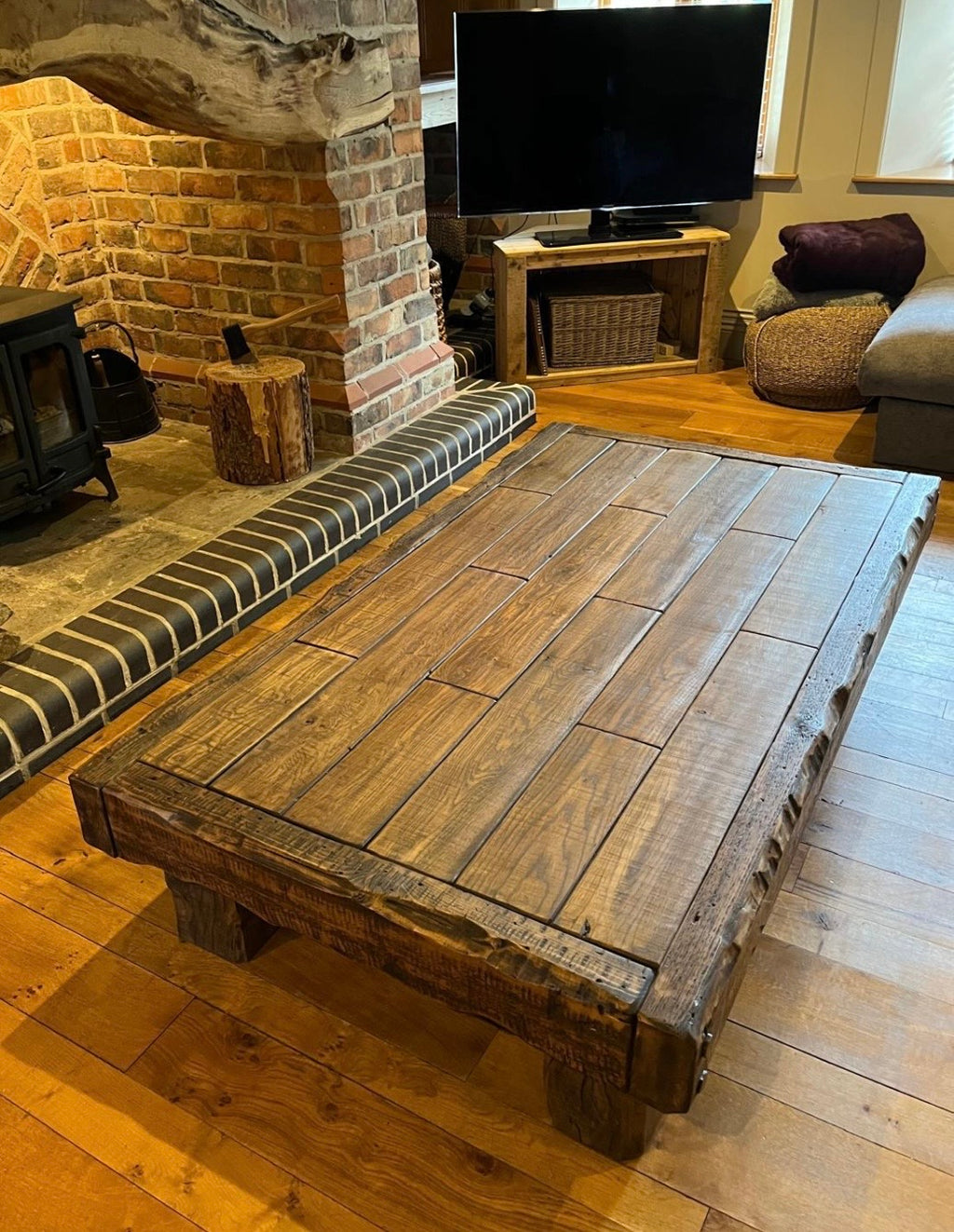 Table basse en bois massif